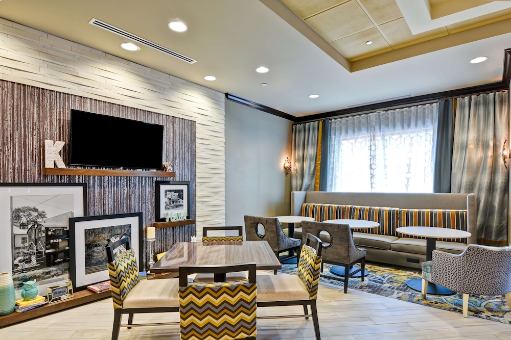 Hampton Inn Kennesaw 26/44