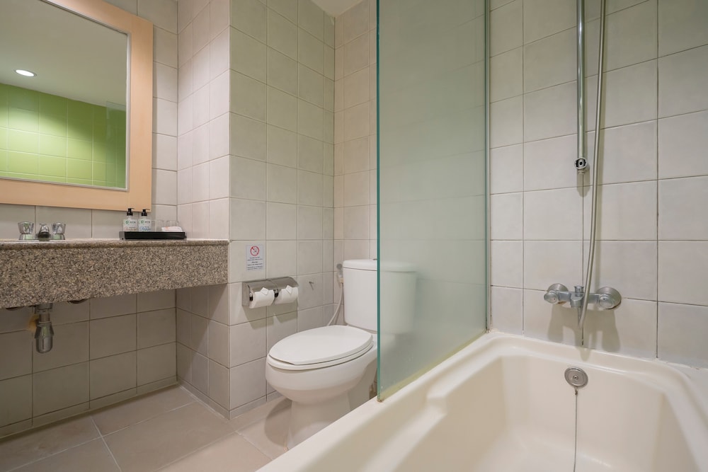 The Green Park Resort 59/65