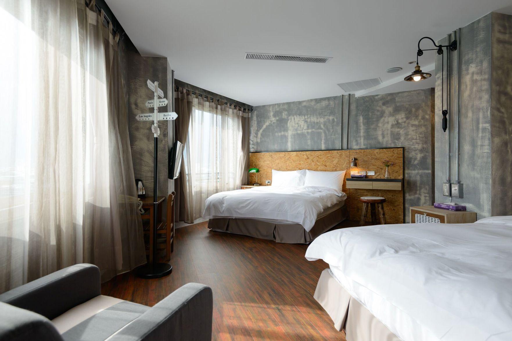 Deluxe, Double Bed