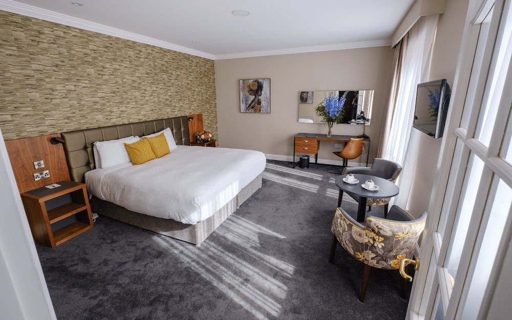Talbot Hotel Midleton 5/60
