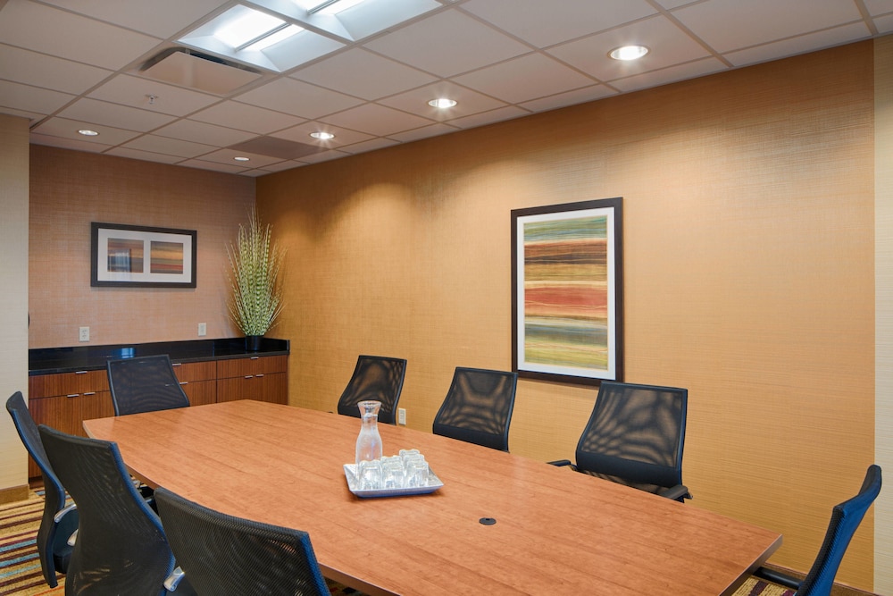 Fairfield Inn & Suites by Marriott Columbus Dublin 38/48