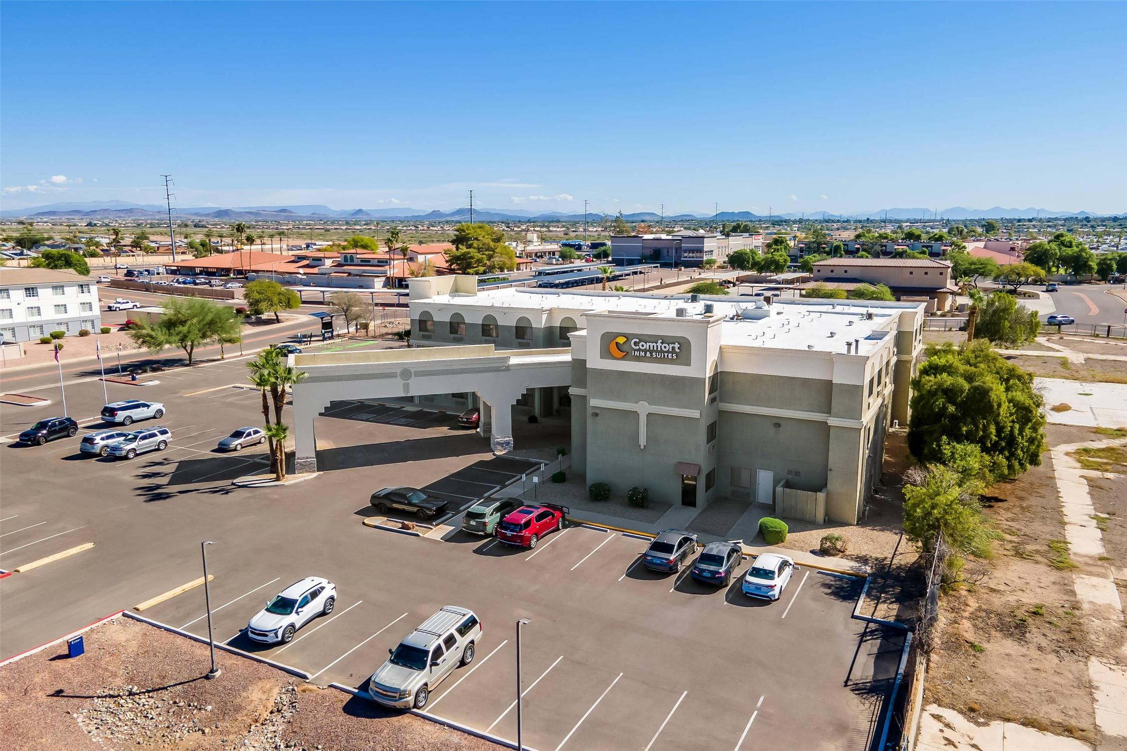 Comfort Inn and Suites Surprise Near Sun City West 46/55