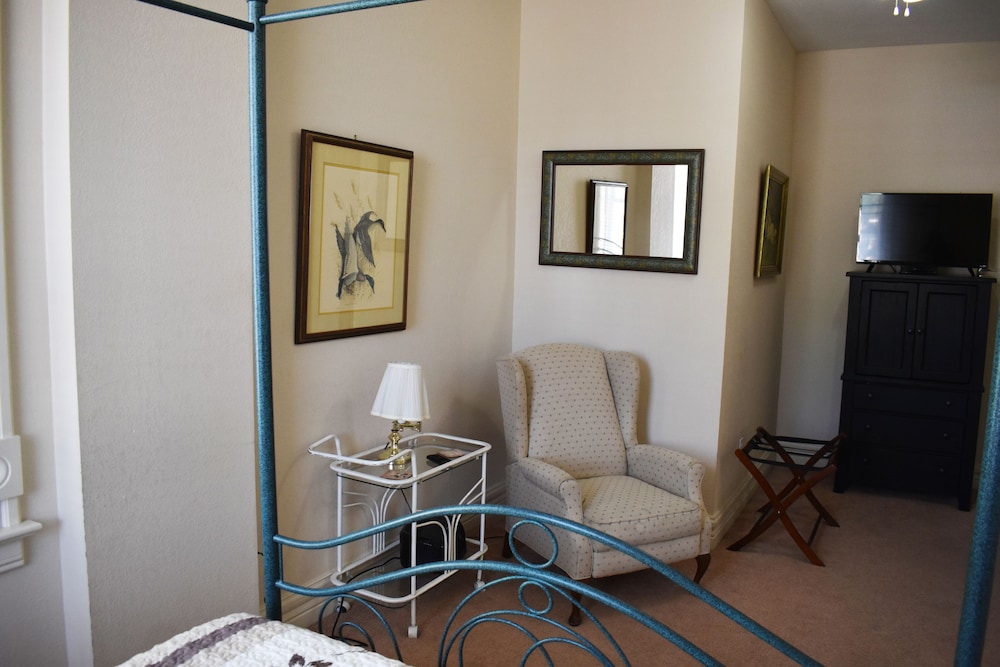 Hermann Crown Suites 50/75