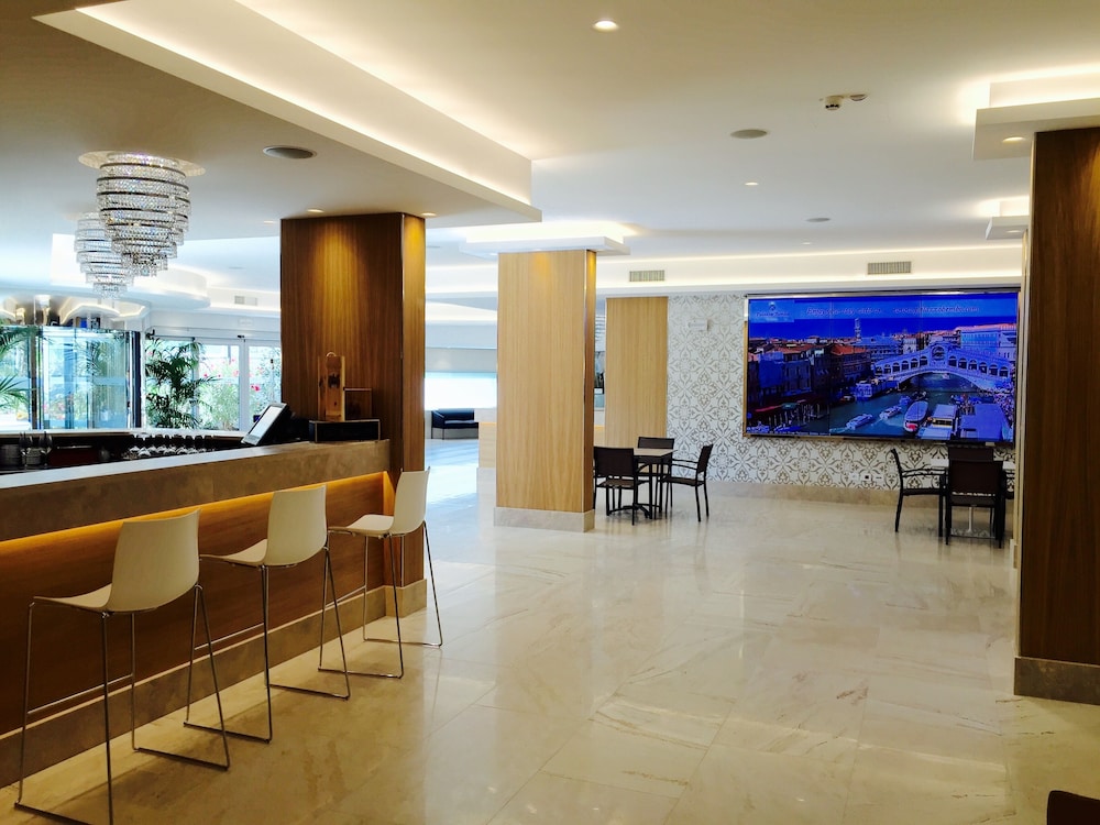 Villa Fiorita Hotel 36/50