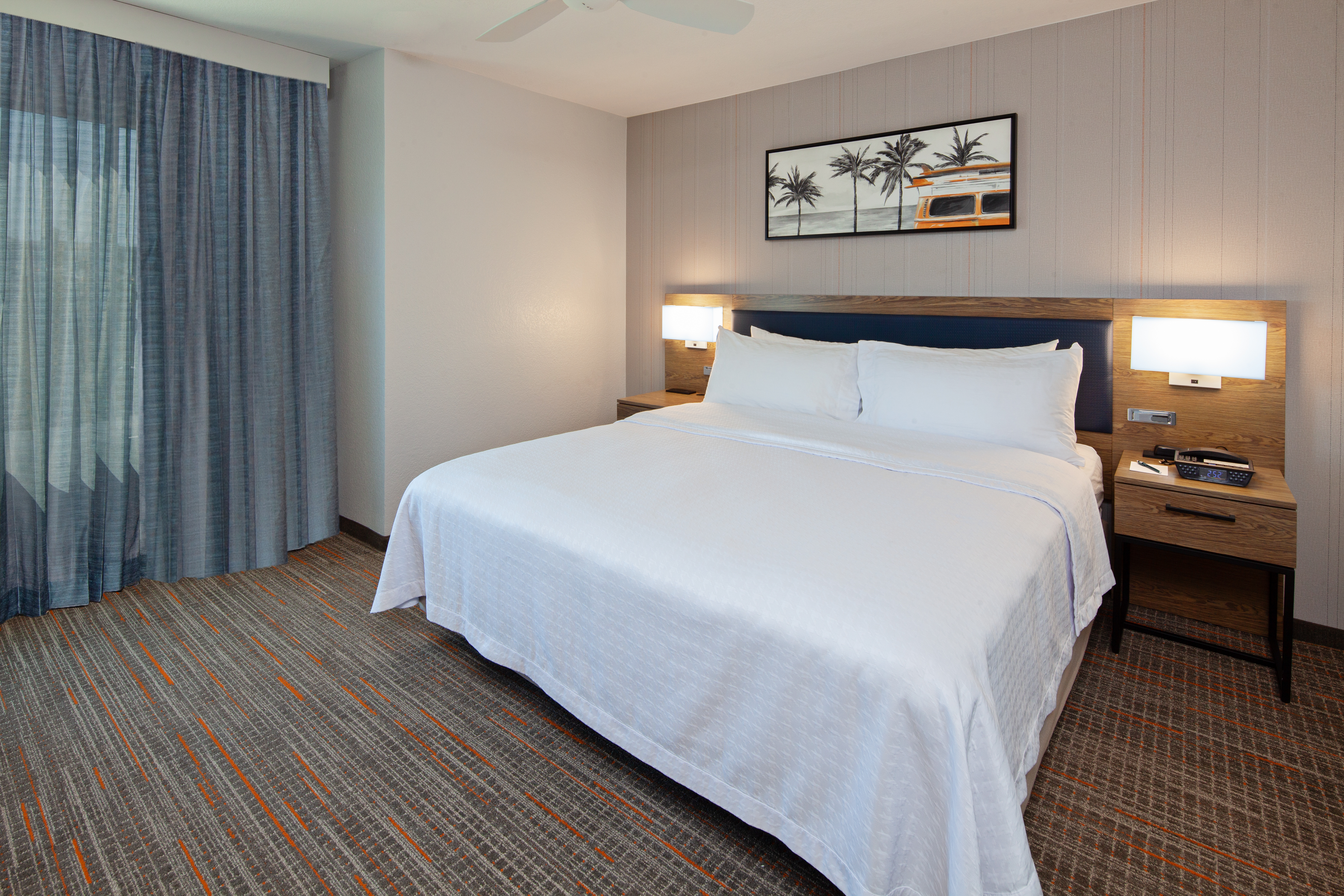2 BEDROOMS, SUITE, 1 KING OR 2 DOUBLE BEDS, ACCESSIBLE