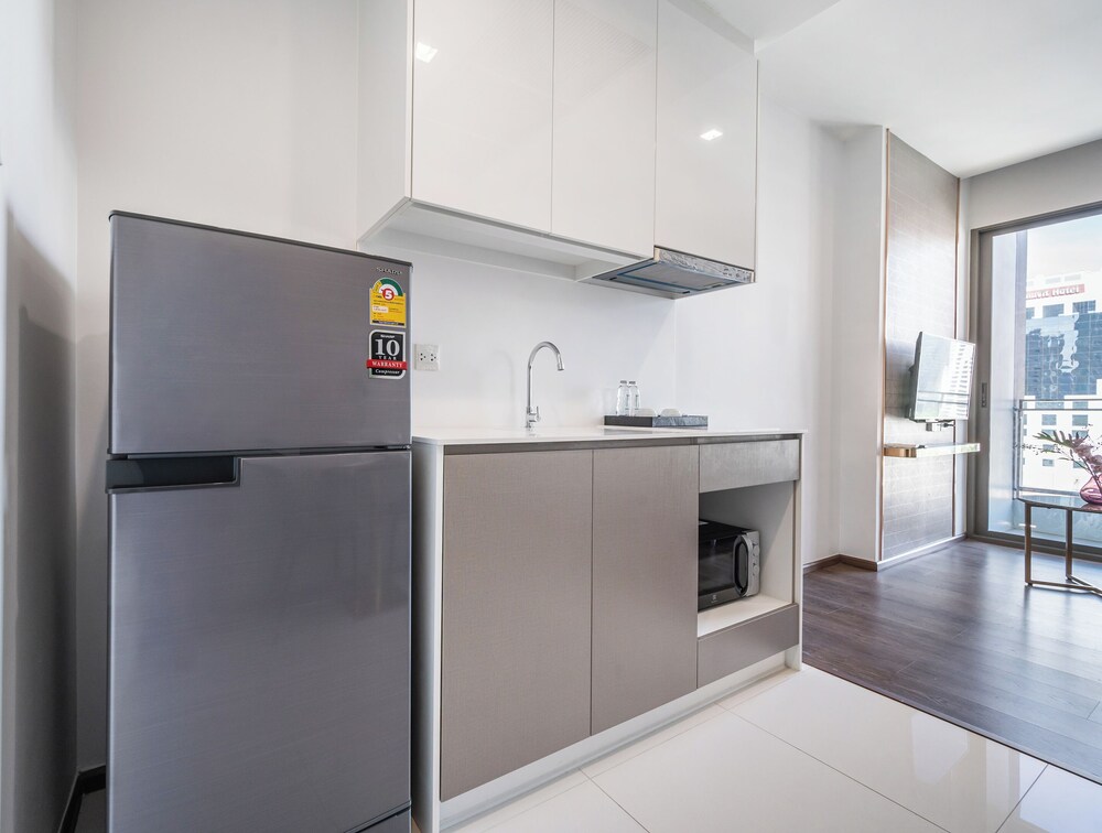 The Rich Residence Sukhumvit Nana 11/50