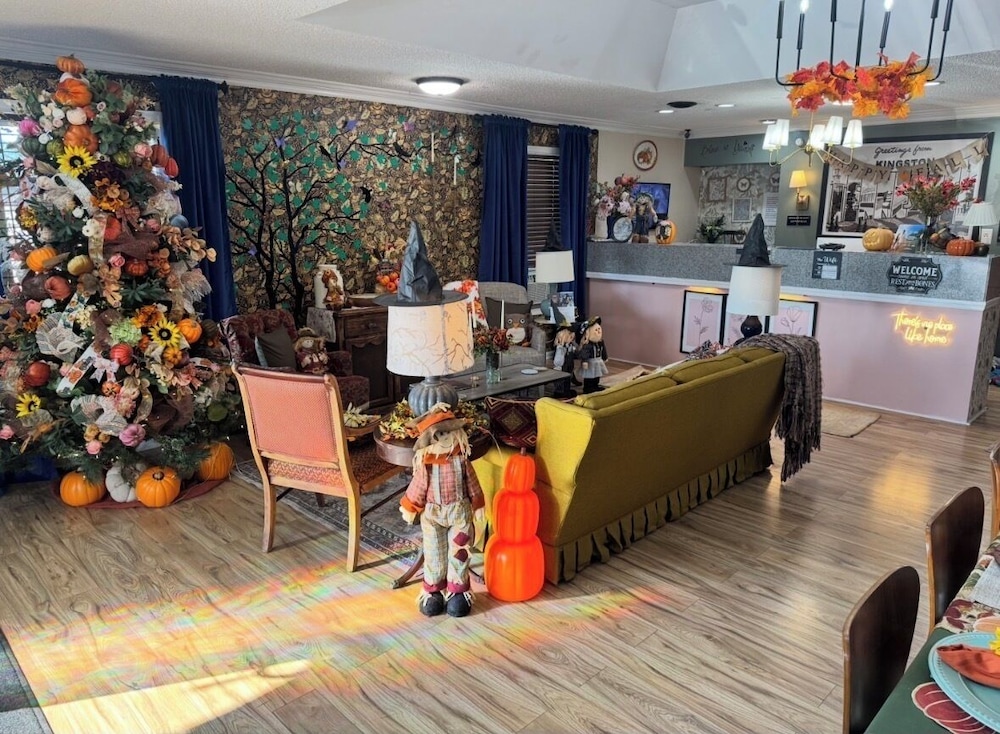 restaurant cafeteria