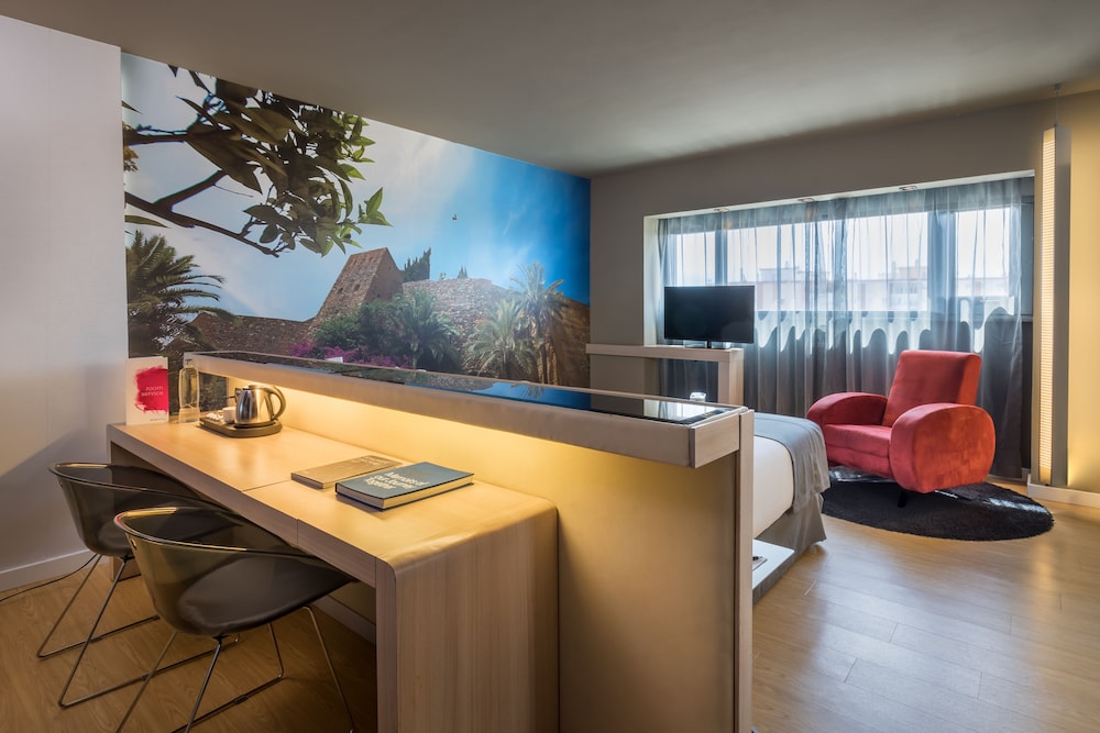 Barcelo Malaga 46/72