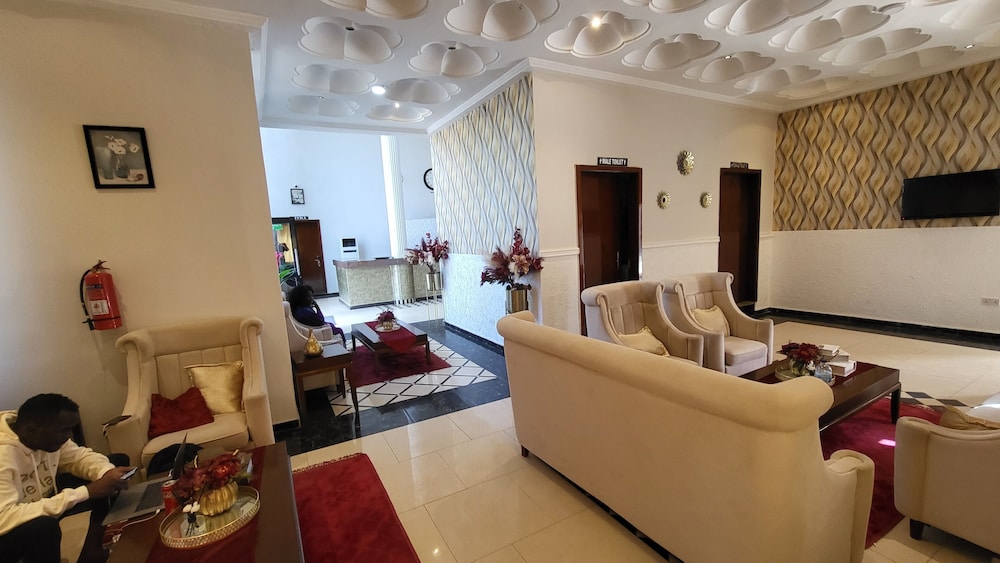 Metzy Residence Hotel 39/70