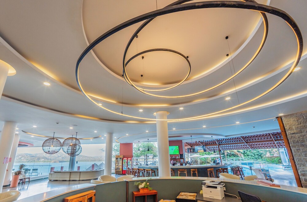 Dunama Ocean View Hotel 8/50