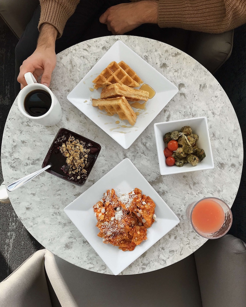 Hyatt Place Glendale/Los Angeles 14/55