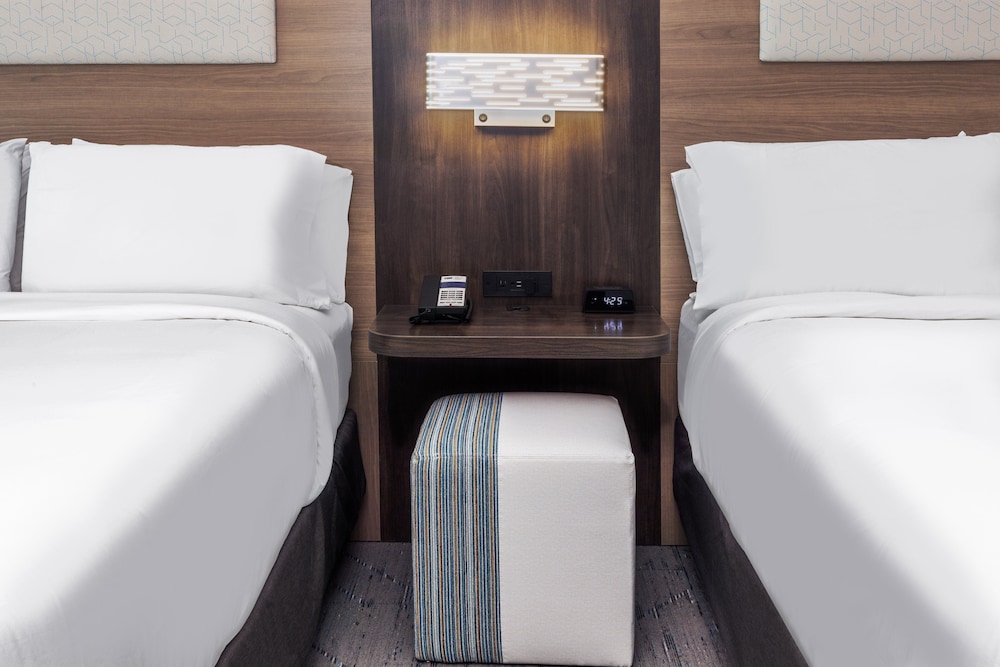 Holiday Inn Express & Suites - Houston SW - Rosenberg, an IHG Hotel 17/46
