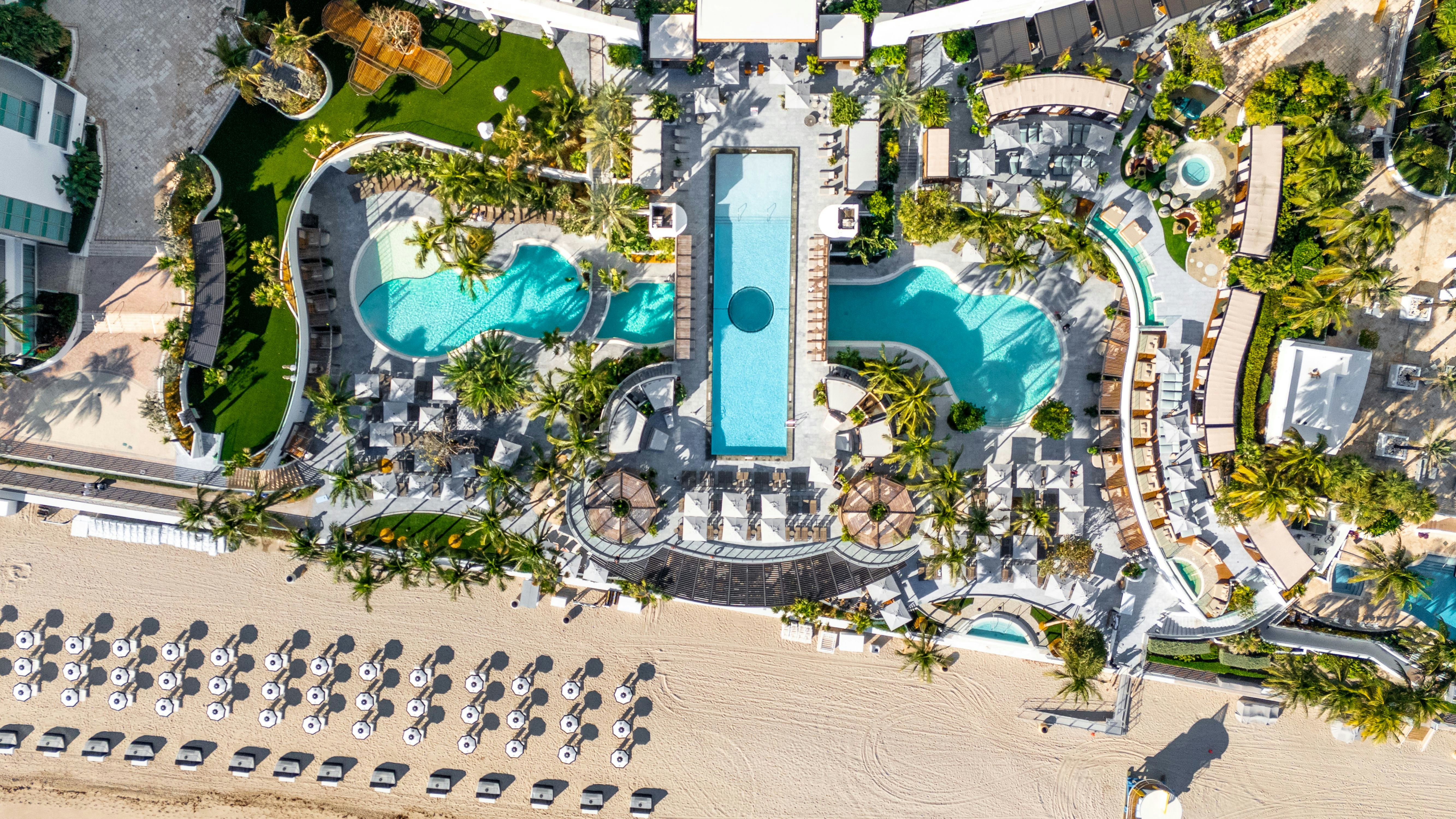 Signia by Hilton Diplomat Beach Resort 44/50