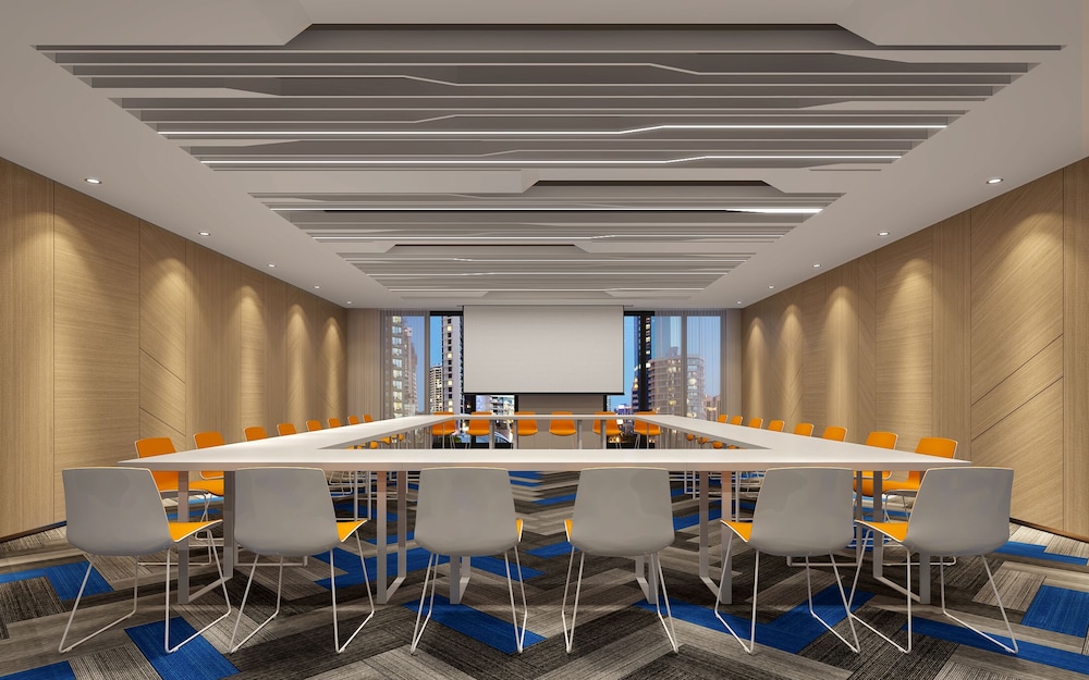 Holiday Inn Express Linyi North New District 43/47