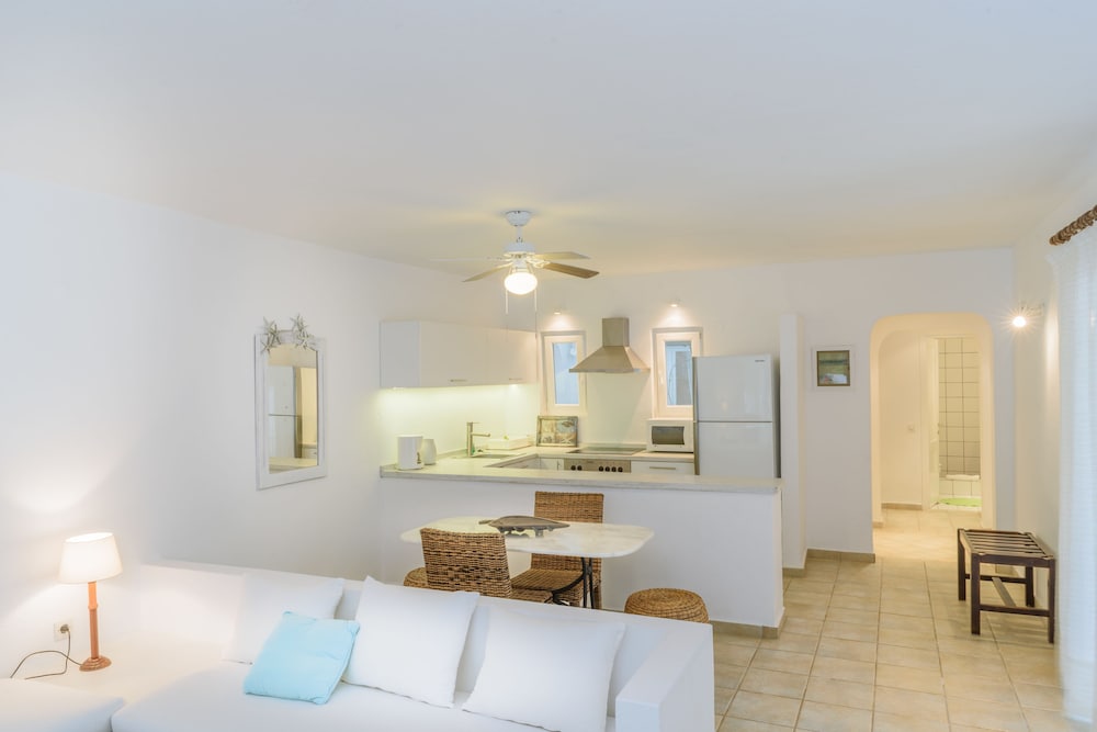 Skiathos Holidays Hotel 35/63