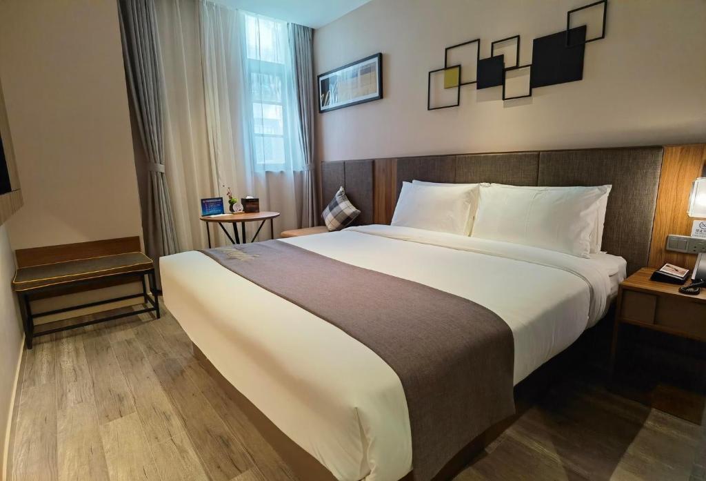 غرفة بزنس بسرير كينج، Home Inn Beijing South Railway Station 3/5