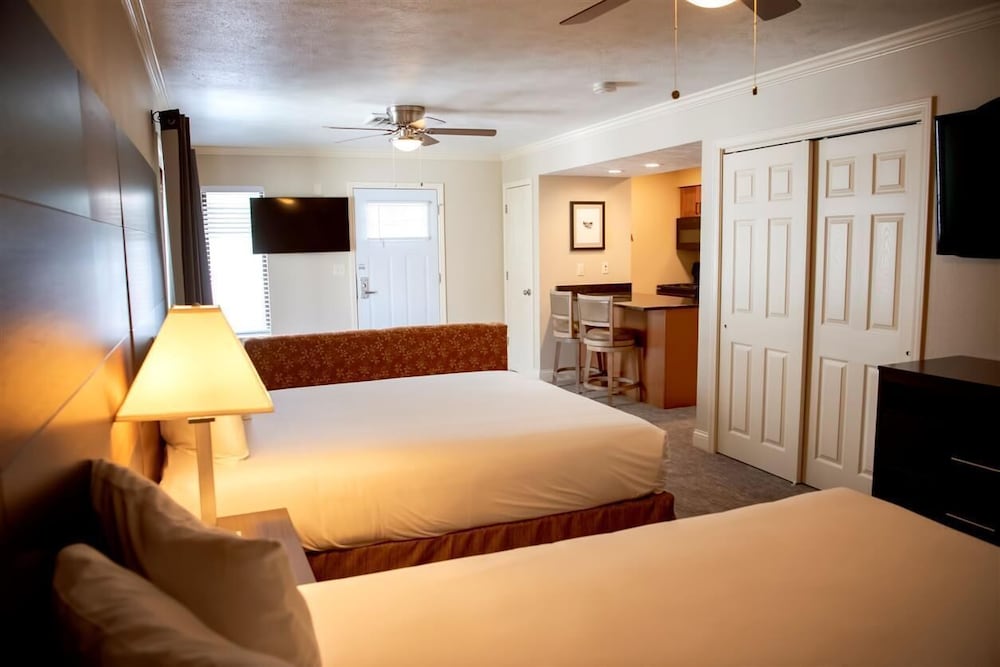 Chase Suite Hotel Lincoln 24/71