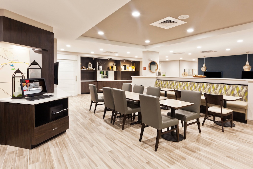 Towneplace Suites Montgomery Eastchase 34/47