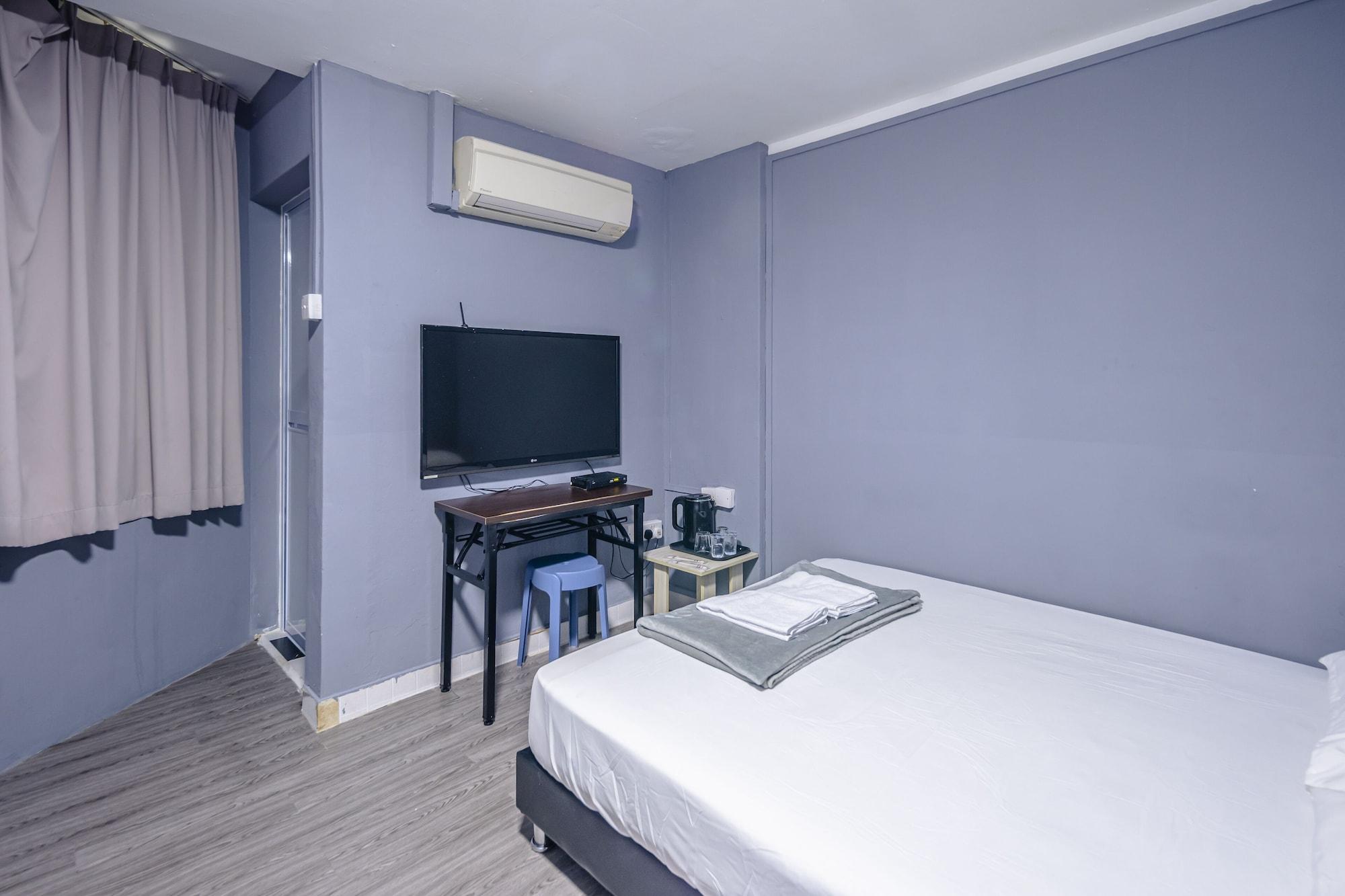 K HOTEL 8 37/56