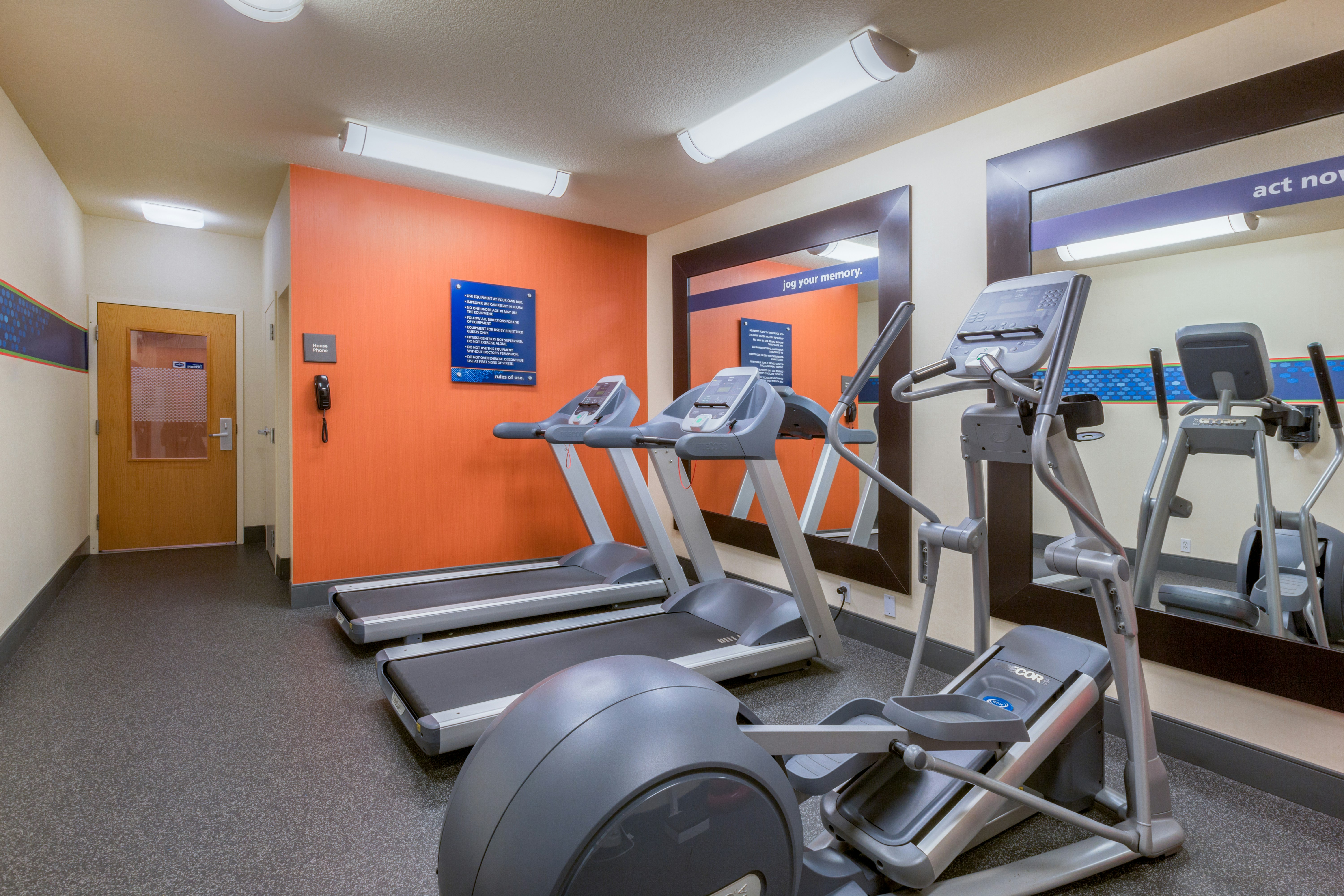 Hampton Inn San Marcos Ca 40/66
