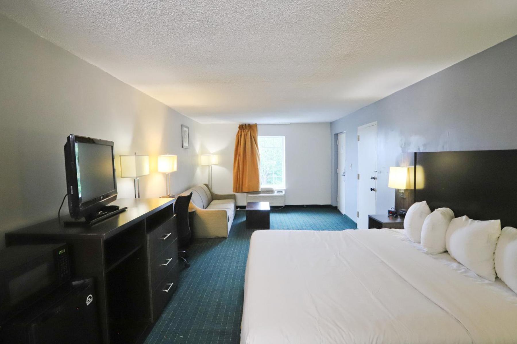 Greenville Inn and Suites 5/25