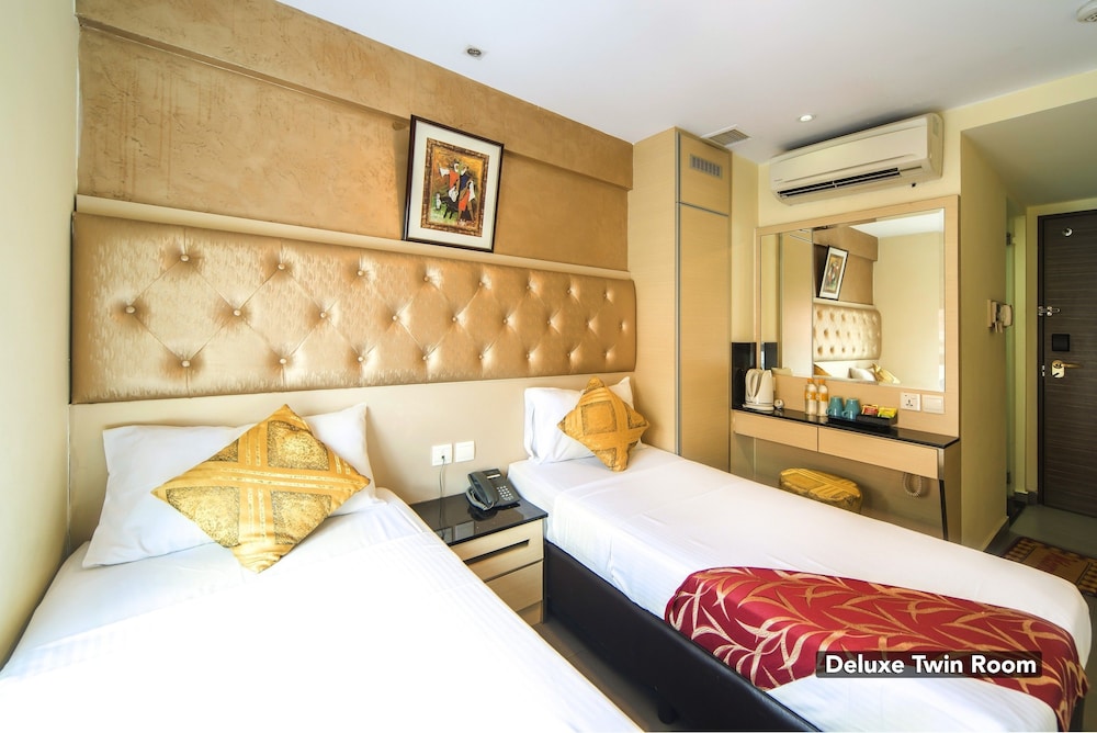 Sandpiper Hotel 15/50