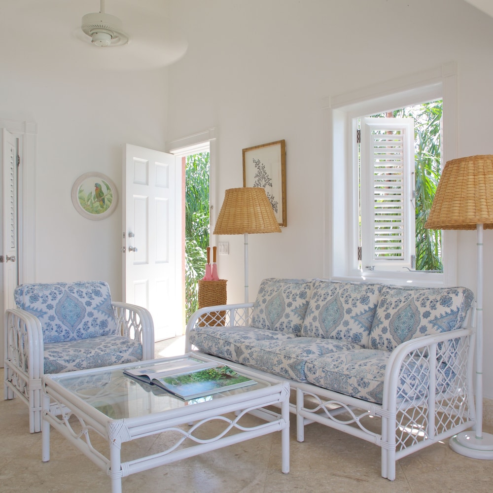 Cobblers Cove 43/73