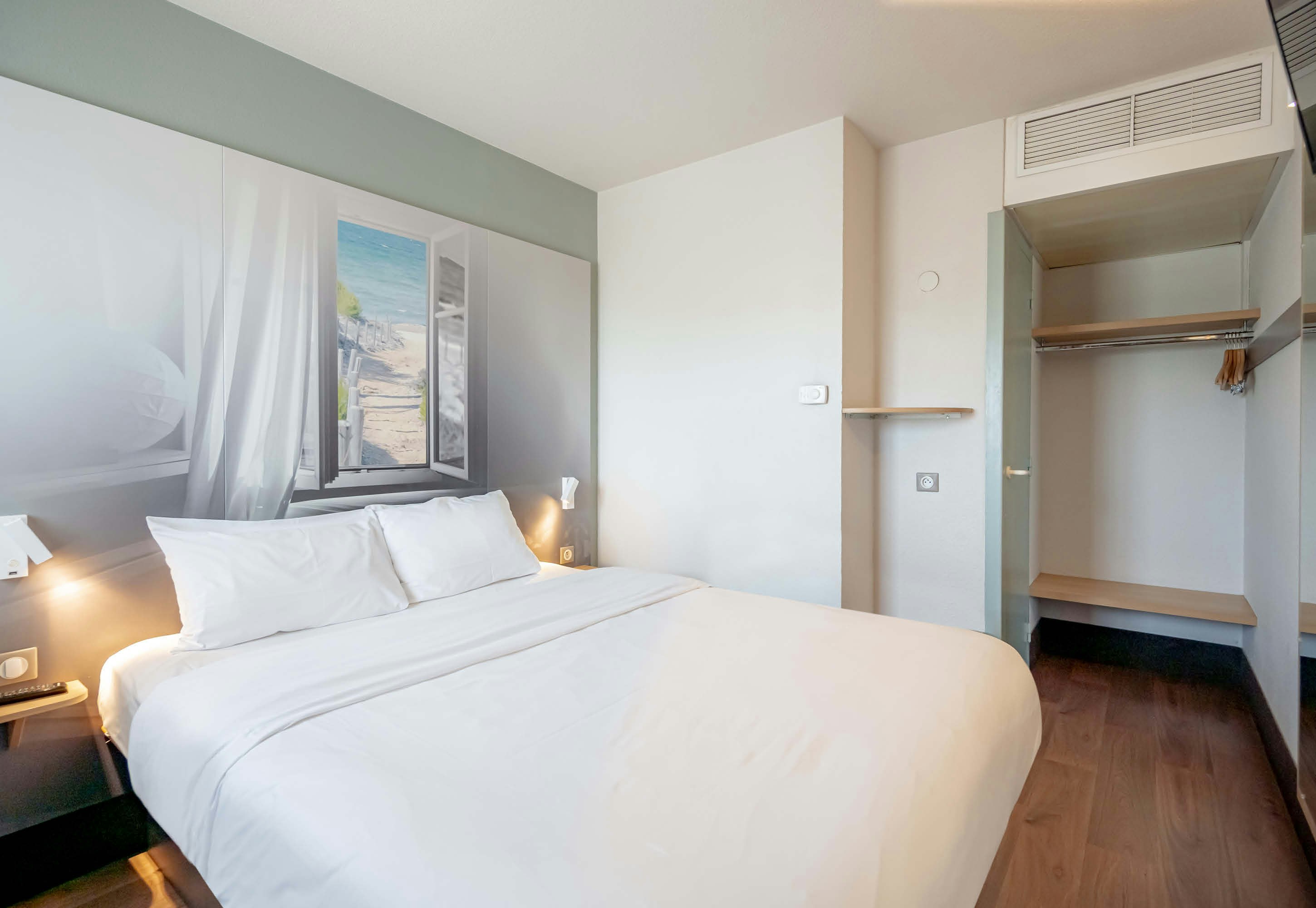 B&B Hotel Hyeres 15/27