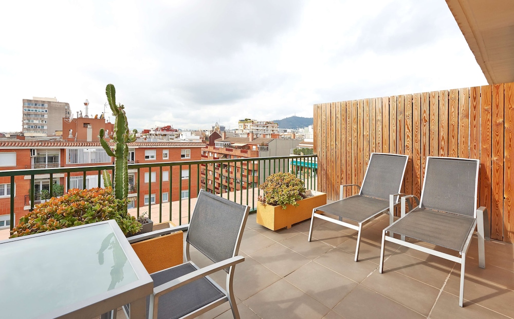 Nh Barcelona Les Corts 31/50
