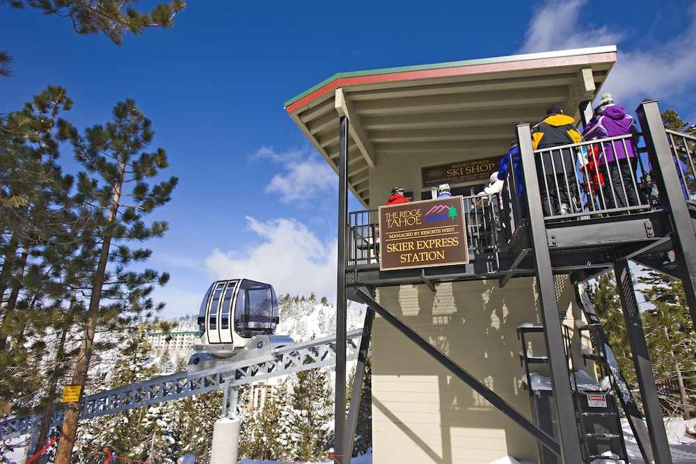 Holiday Inn Club Vacations Tahoe Ridge Resort 52/100