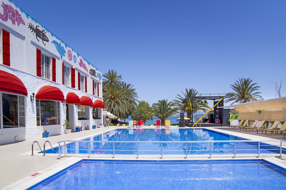 Casa dell Arte Hotel of Arts and Leisure 53/55
