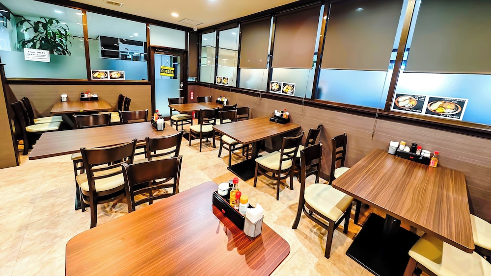 Victoria Hotel Okinawa 52/63