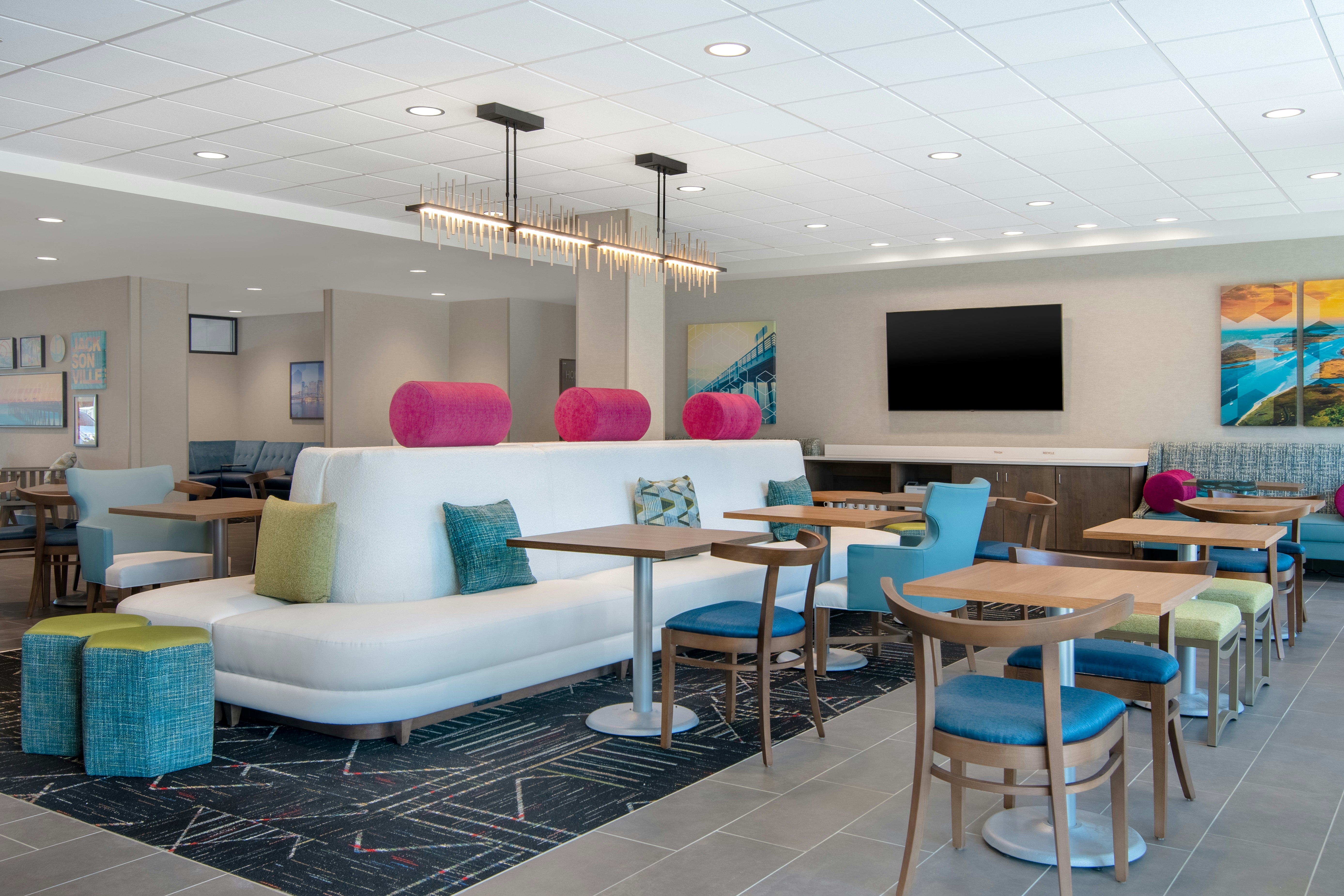 Home2 Suites by Hilton Jacksonville Downtown FL 17/29