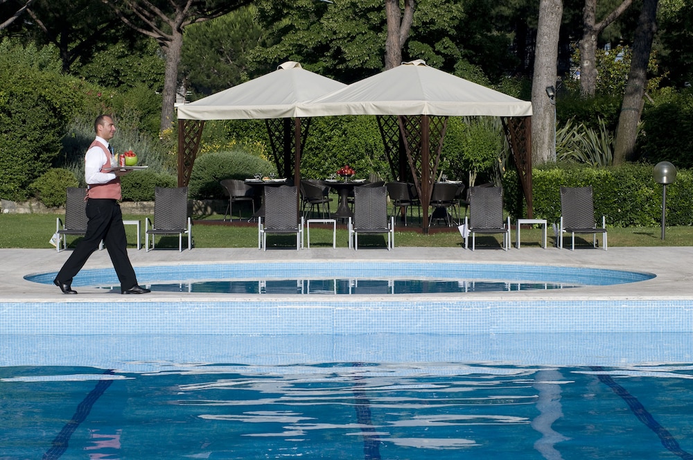 Holiday Inn Rome Eur Parco Dei Medici 58/77