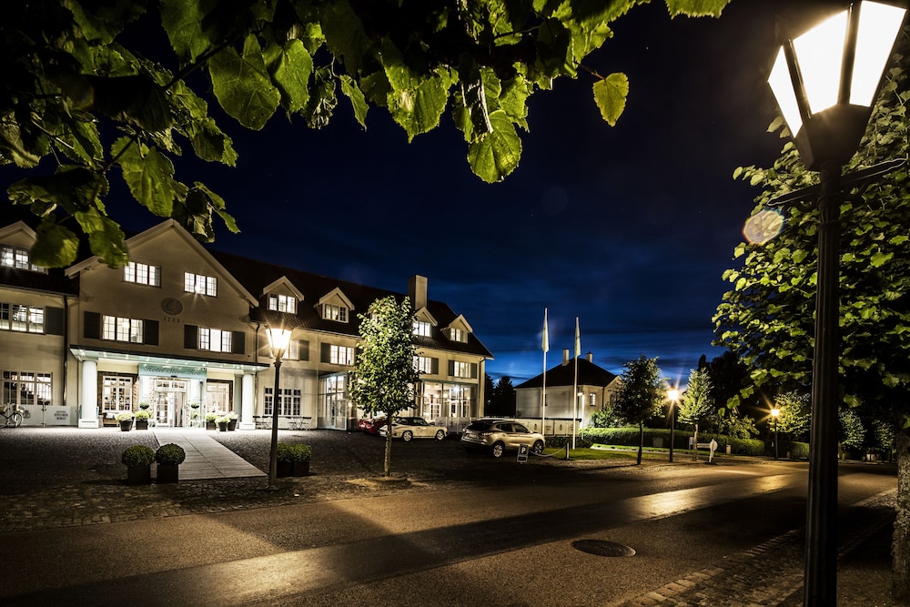Fredensborg Store Kro 1/66