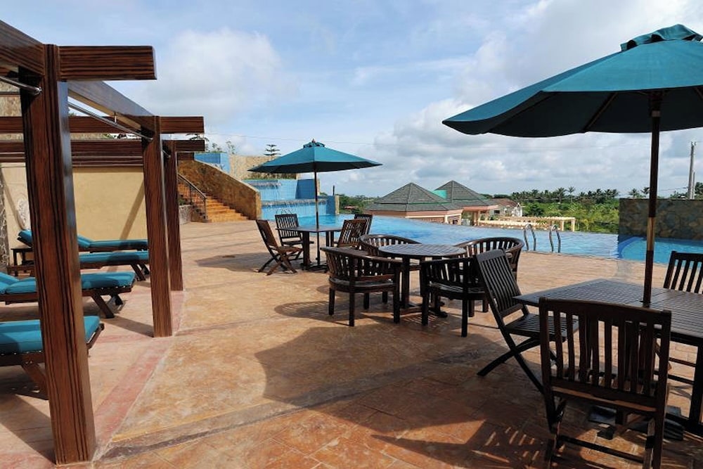 Summit Ridge Tagaytay 58/74