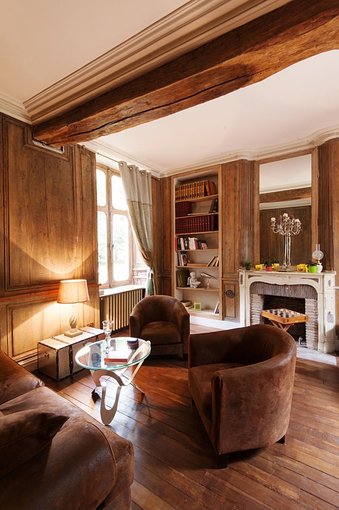 Chateau Le Sallay 43/58