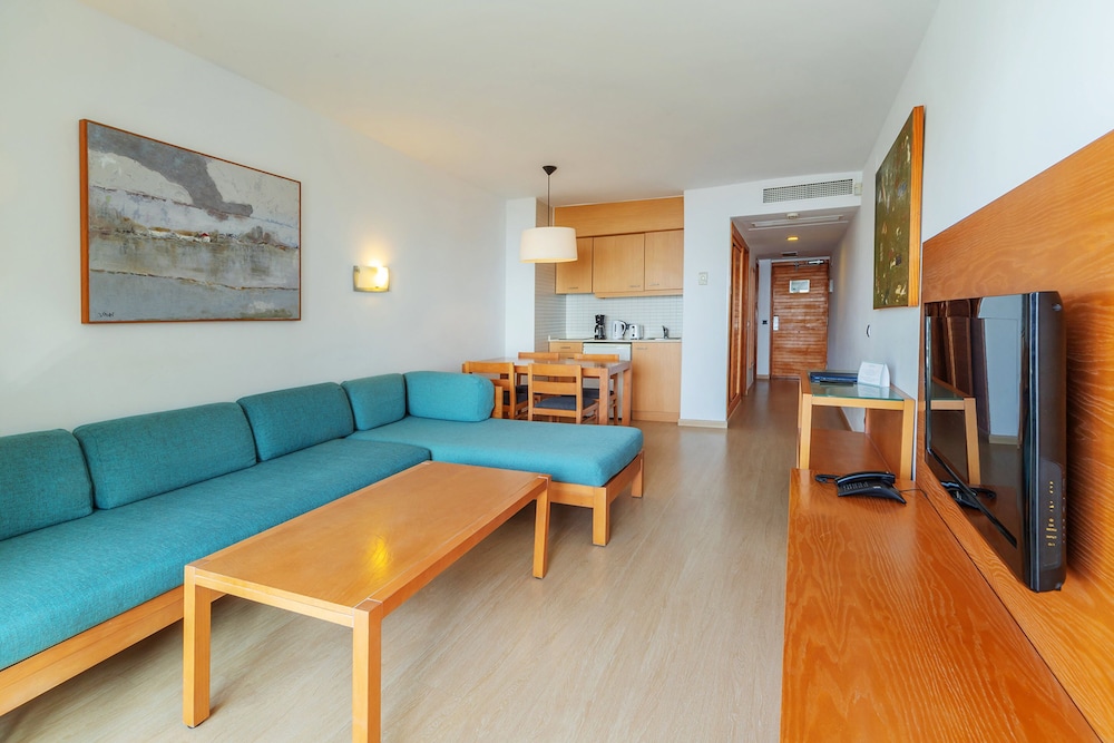 Aparthotel Fontanellas Playa 41/71