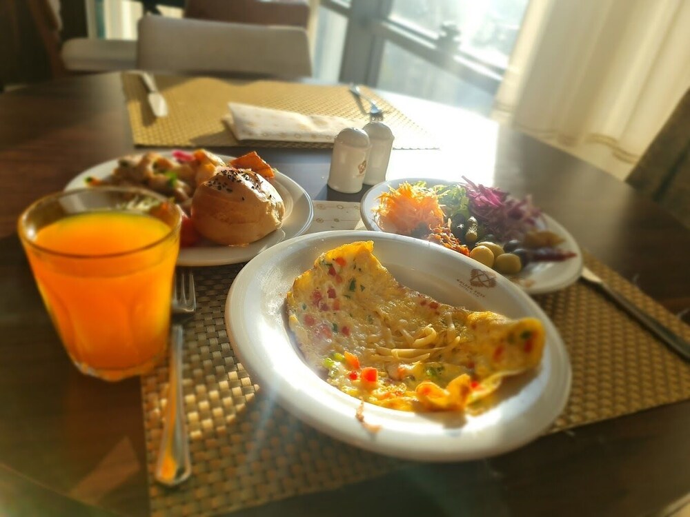 Golden Rose Hotel & Spa 15/32