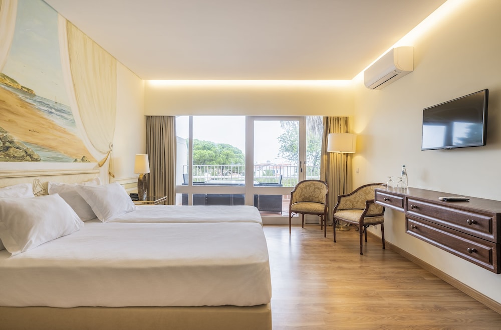 Carvoeiro Garden Hotel 4/41