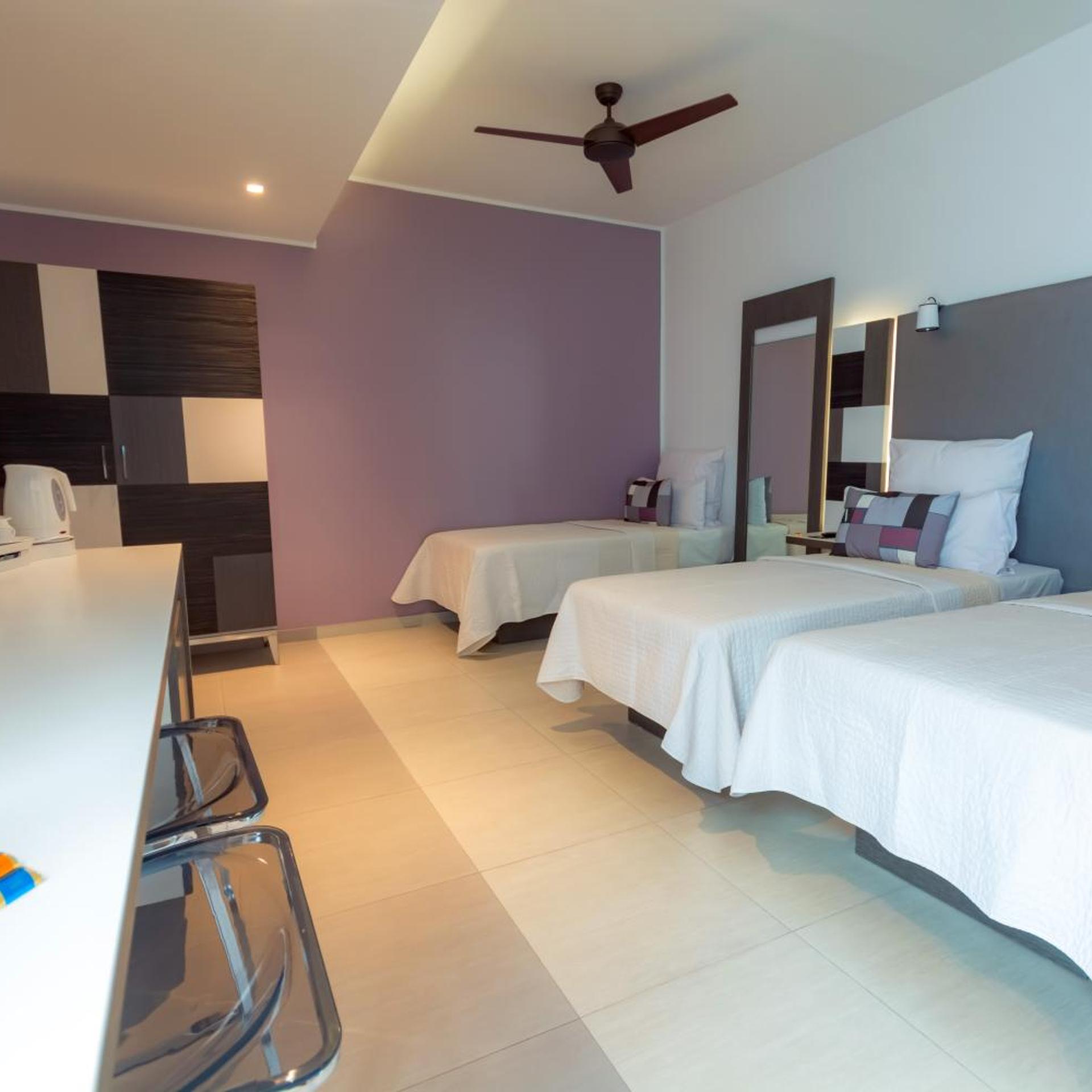 ROOM, TRIPLE