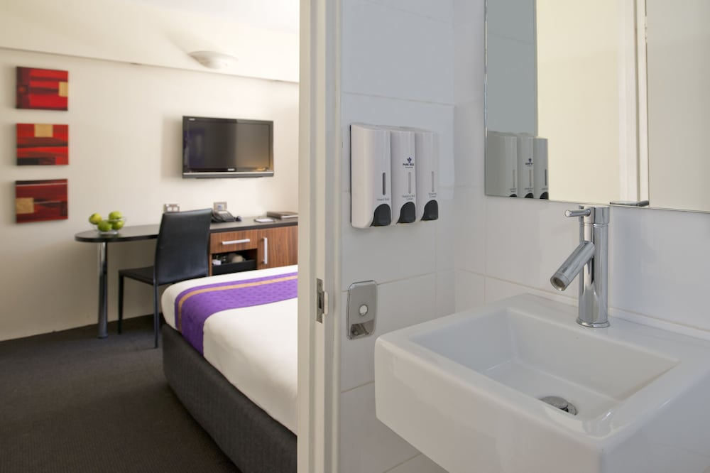 Park Regis City Centre 30/80