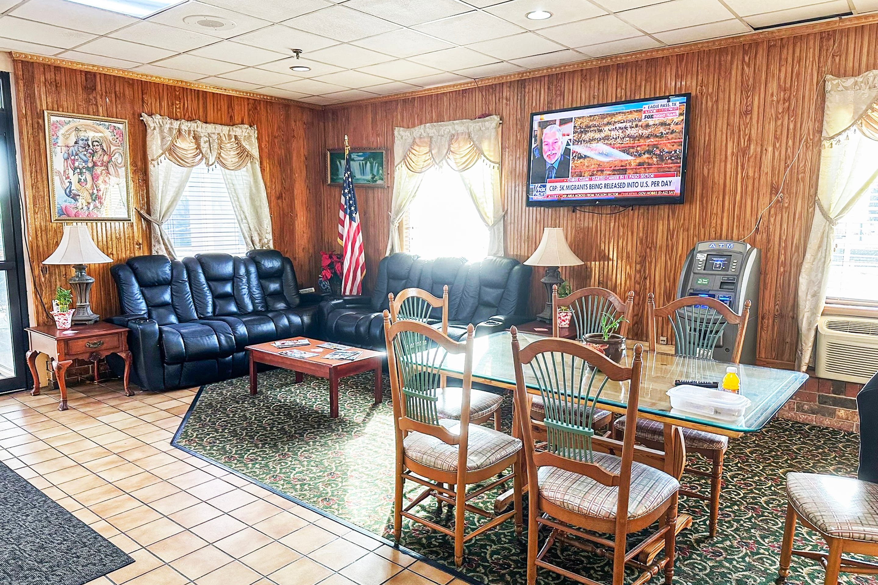 Super Inn & Suites by OYO Milledgeville 57/83