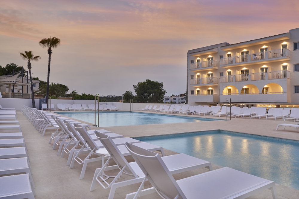 Barcelo Ponent Beach 4/50
