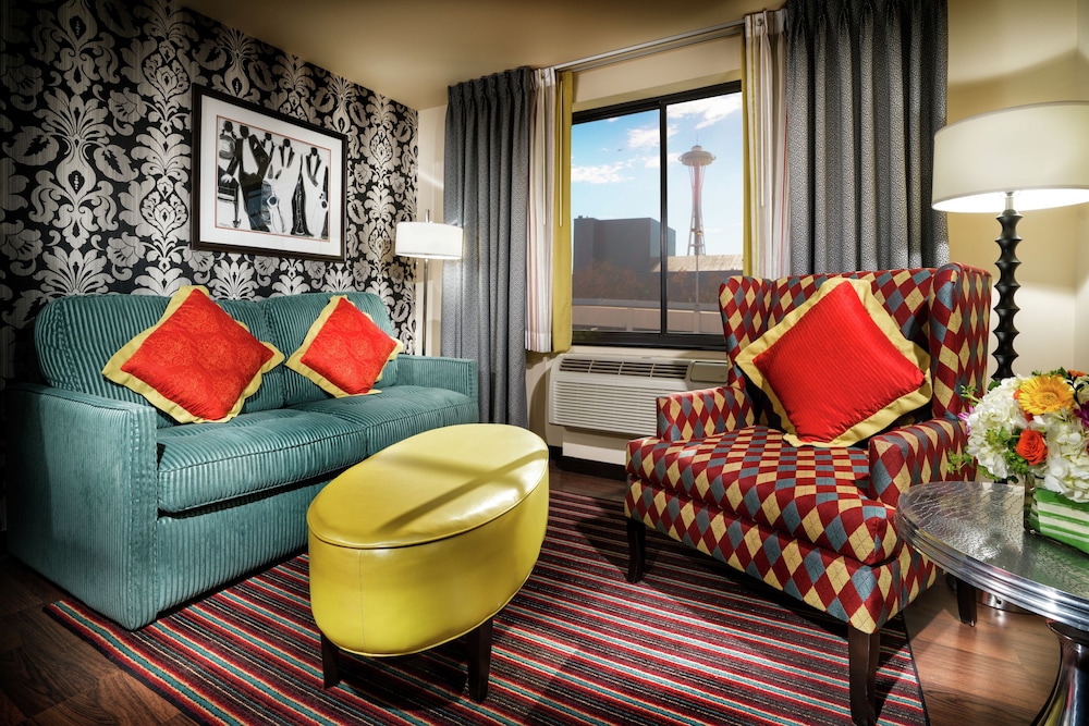 Staypineapple At The Maxwell Hotel 29/50