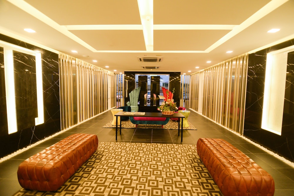 M Design Hotel At Shamelin Perkasa 21/32