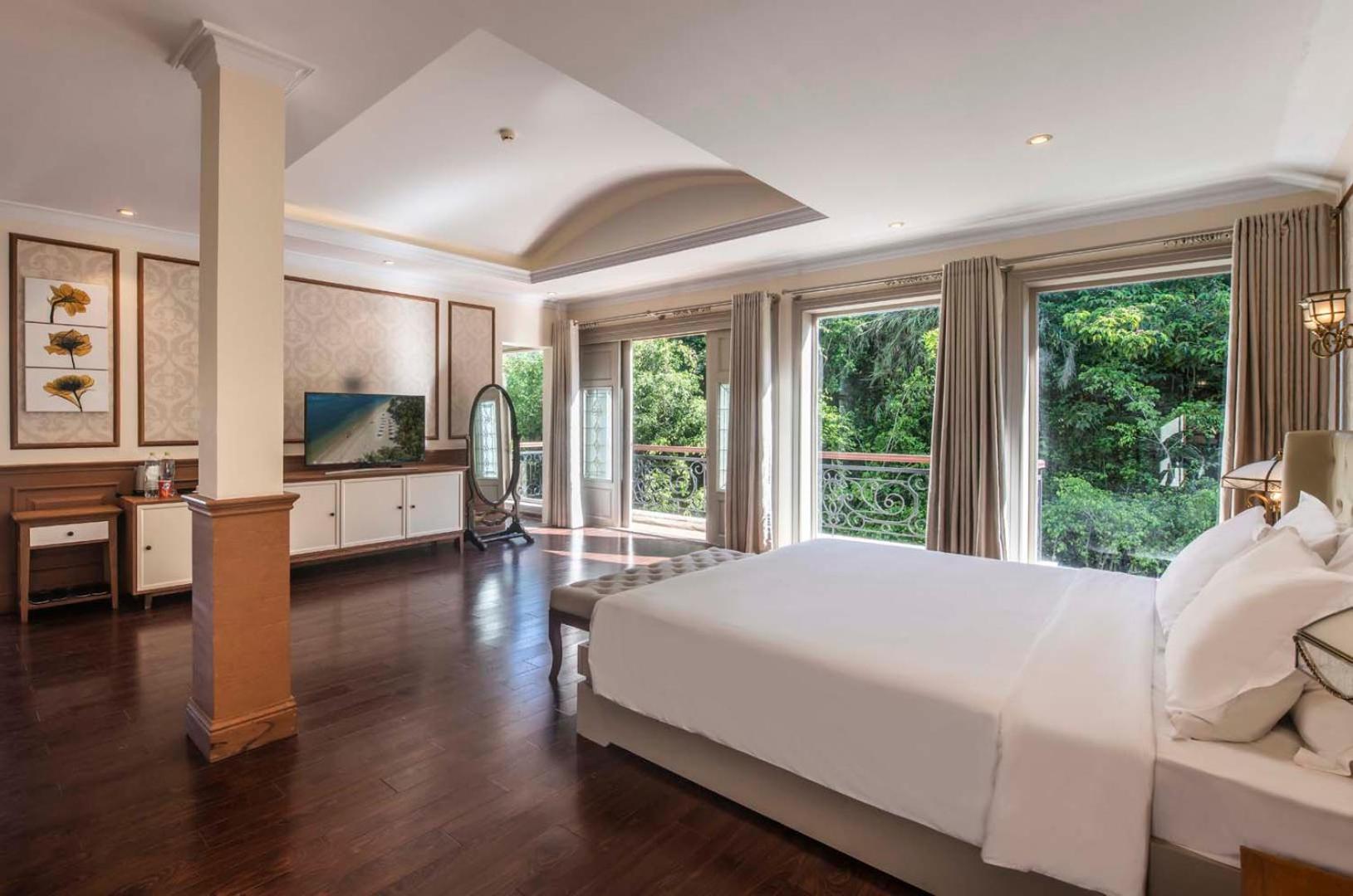3 Bedrooms Villa
