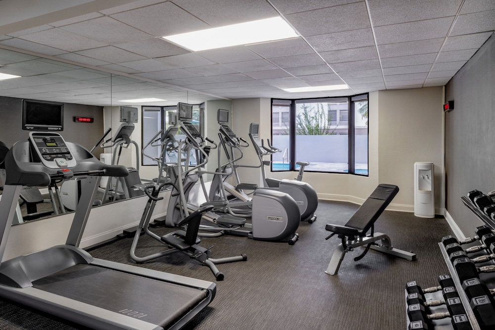 Courtyard By Marriott Naples 23/50