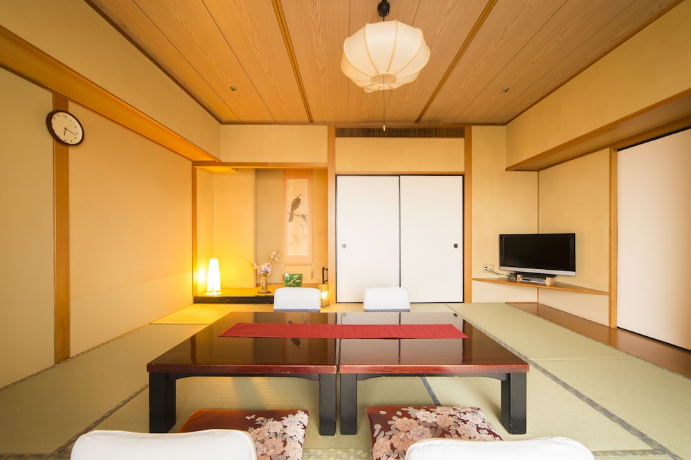 Hotel Nishi No Miyabi Tokiwa 30/50