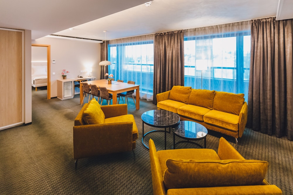 Metropol Spa Hotel 45/63